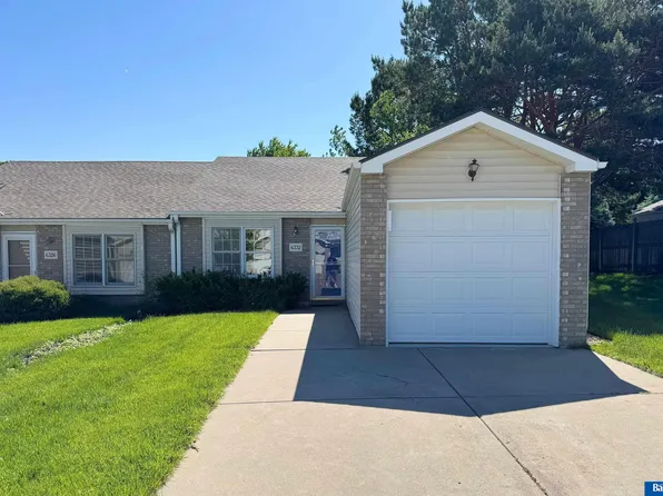 6332 Benjamin Pl, Lincoln, NE 68516