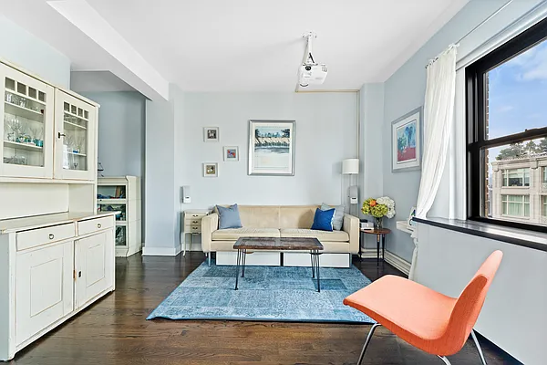 Sold by Compass | media 12