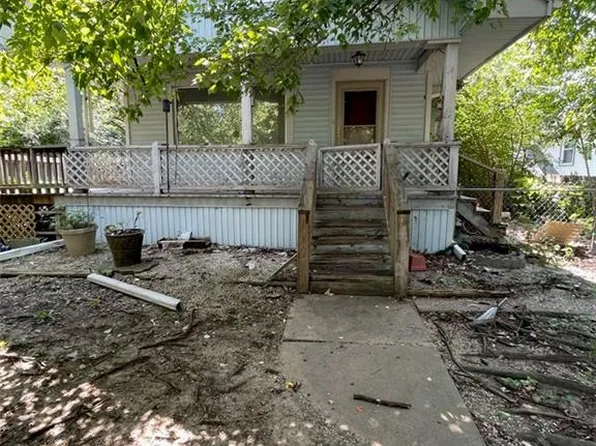 3108 Jules St, Saint Joseph, MO 64501