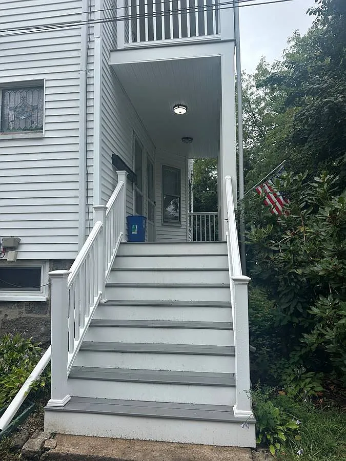 2 bed, 850 sqft, $2,000 — Photo 2