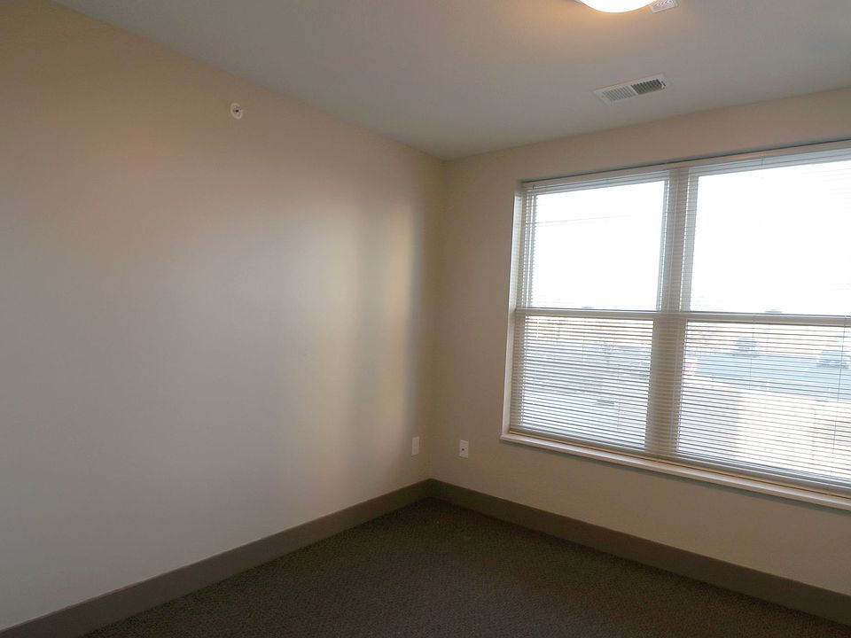 Building Photo 5