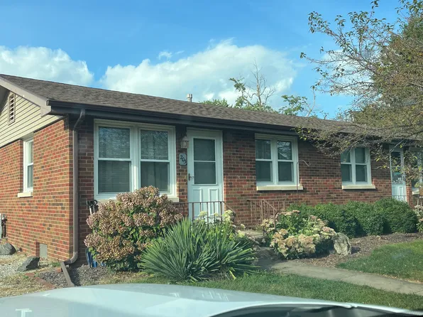 203 W Partridge St #203, Metamora, IL 61548