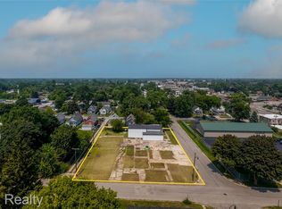 1811 25th St, Port Huron, MI 48060