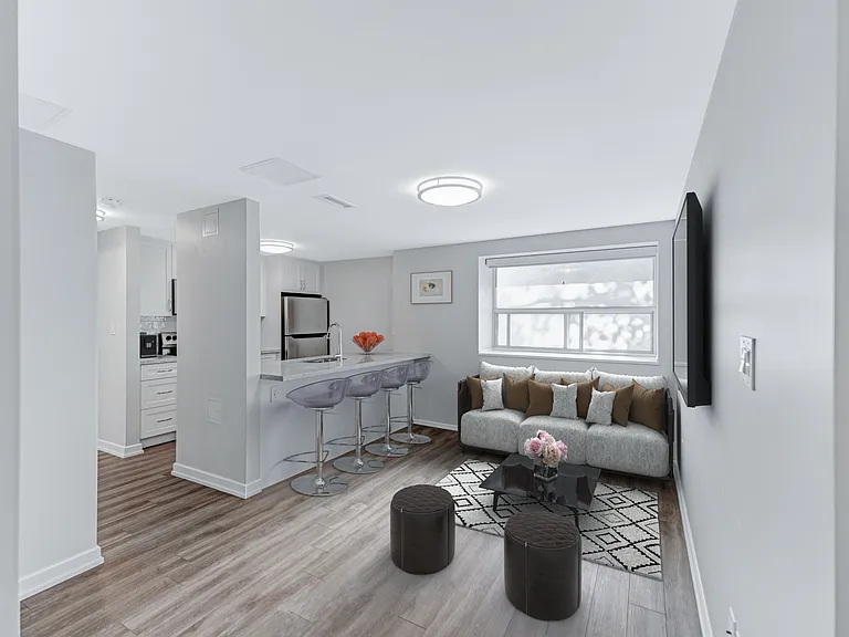 65 Paisley Blvd W — Photo 15