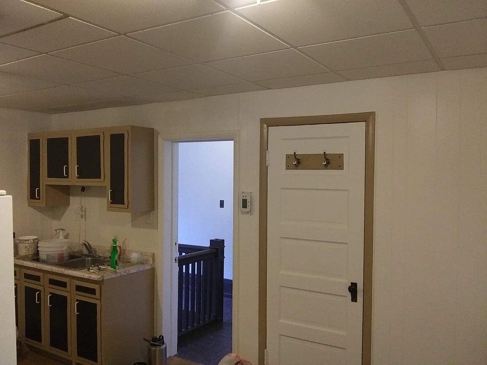 2nd image of 190 E High St APT 3B