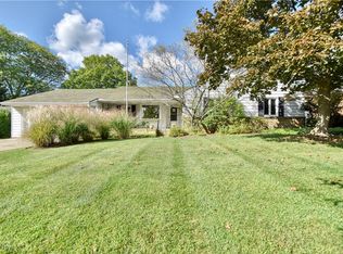 23751 Hazelmere Rd, Shaker Heights, OH 44122