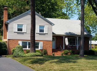 2402 Prestwick Rd, Henrico, VA 23294