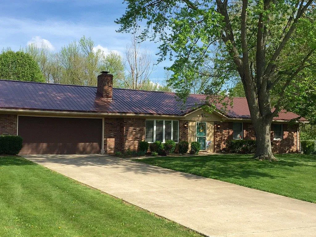 9442 N Forest View Dr photo 1
