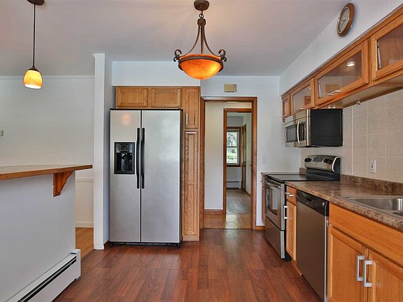 5th image of 290 Gillette Dr