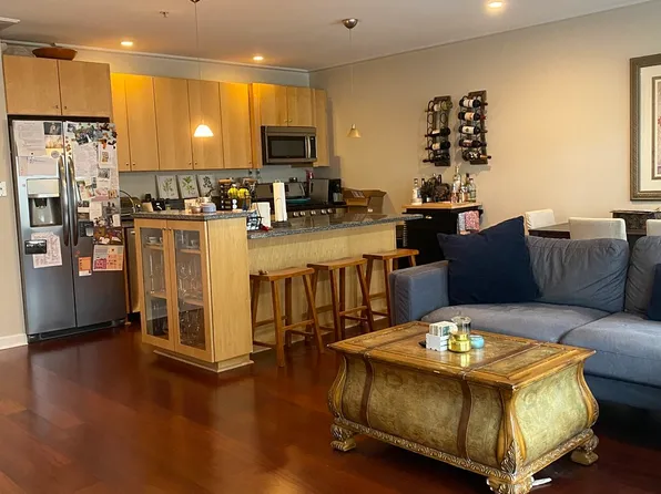 335 W 2nd St Unit 15, South Boston, MA 02127