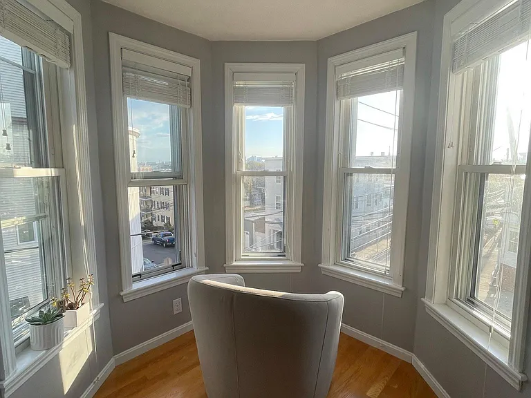 150 Leyden St #4 — Photo 7