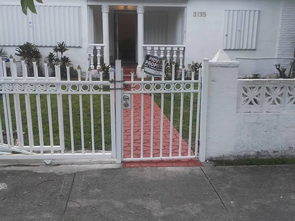 3135 NW 48th Ter