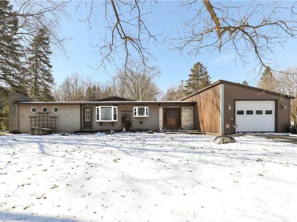 5086 Bradbury Dr, Syracuse, NY 13215