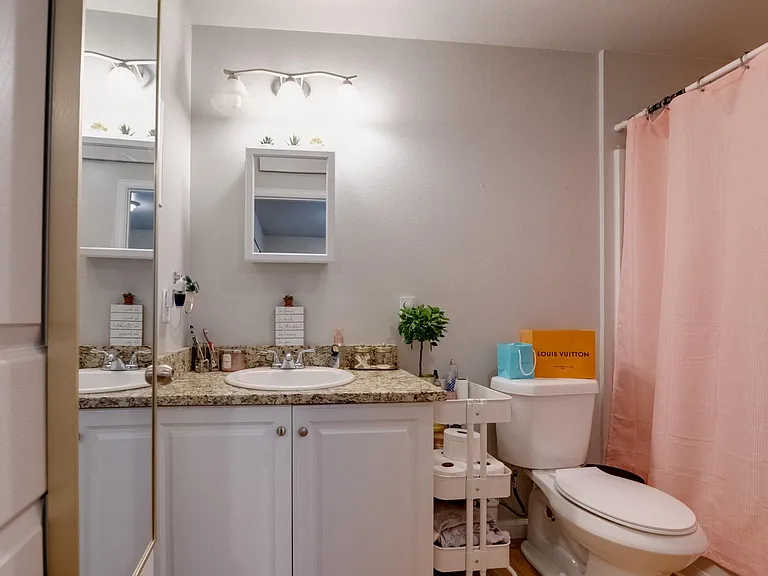 415 E Bradley St #BASEMENT — Photo 18