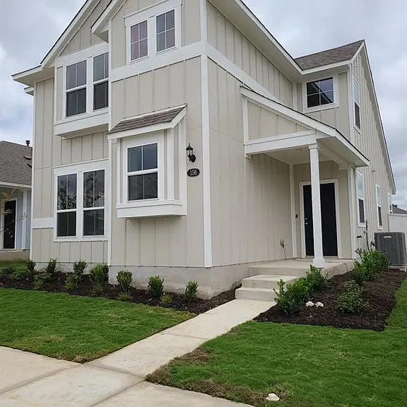 156 Huckleberry Ln — Photo 2