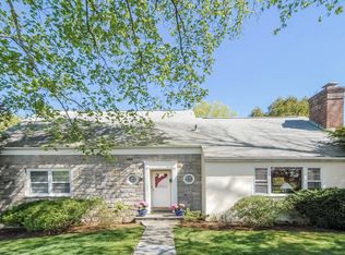 147 Clinton St, Pleasantville, NY 10570