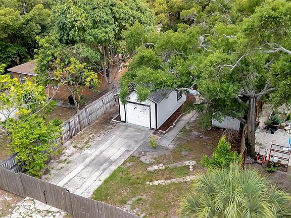 5th image of 4327 3RD AVENUE S