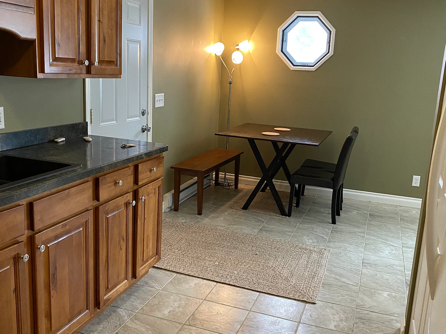 1 bed, 675 sqft, $1,400 — Photo 2
