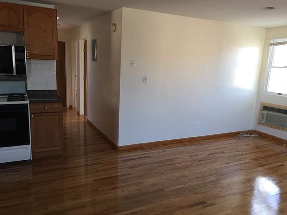 4th image of 21428 36th Ave