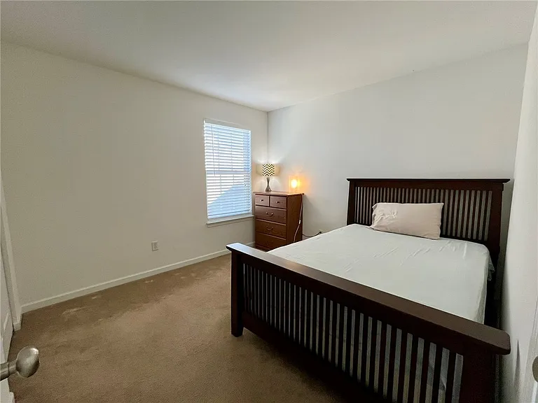 69 Coneflower Dr — Photo 16