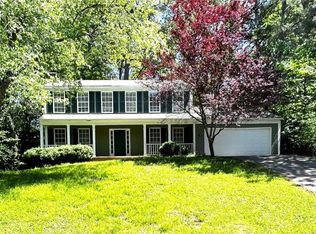 145 Barrington Dr E, Roswell, GA 30076