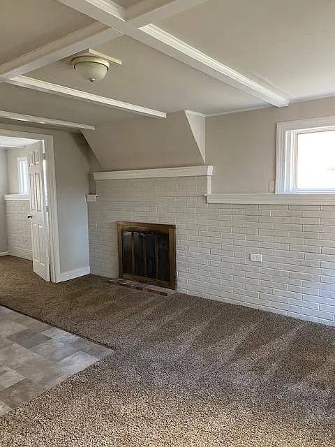 Studio, $525 — Photo 2