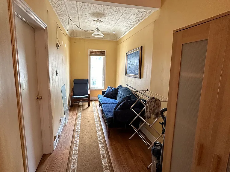 41 Gladstone Ave — Photo 13