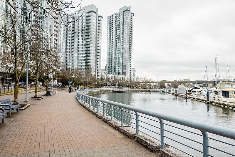 Vancouver Apartment for rent - 2 Bedrooms — photo 31