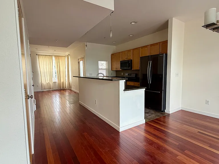 1348 Yellow Pine Ave — Photo 17