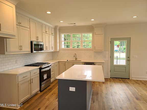 5th image of 92 Bellegrove Blvd #28