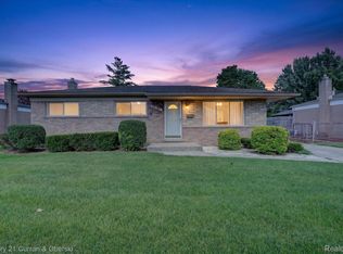 13321 Perry Cir, Warren, MI 48088