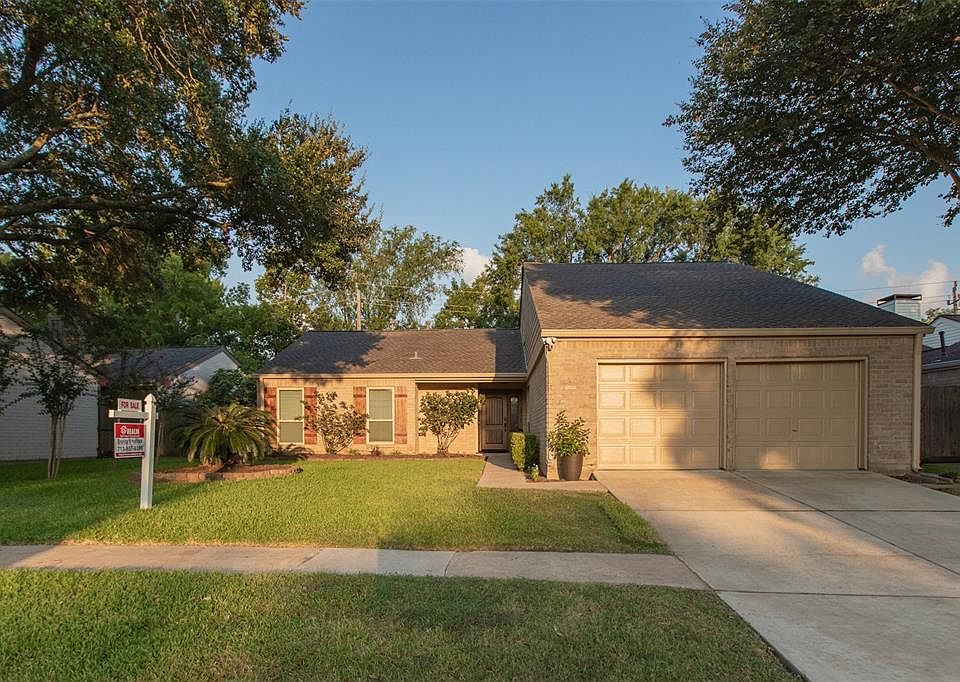 1st image of 1914 Woodland Park Dr