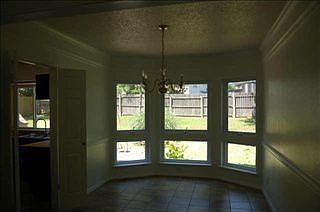 5th image of 4704 Brenton Oaks Dr