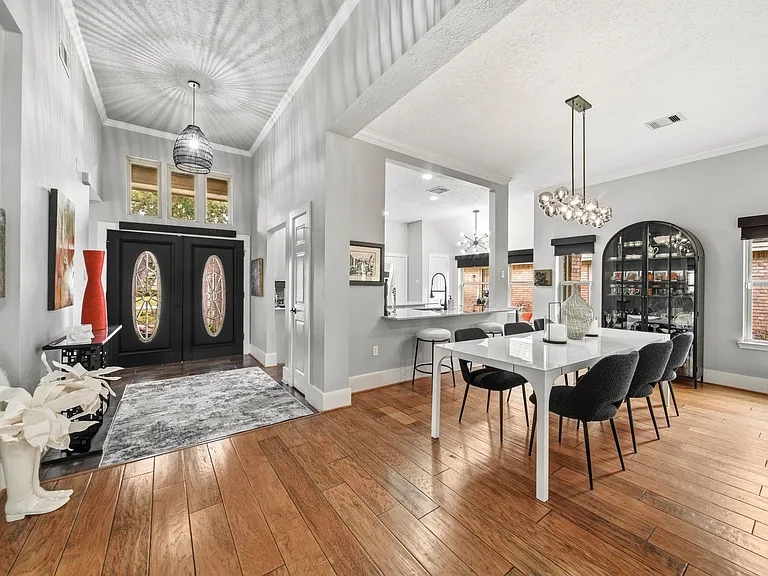 906 Maple Branch Ln — Photo 7