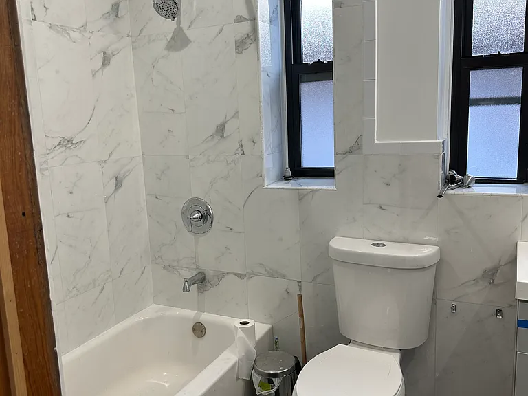 643 N Main St #2 — Photo 9
