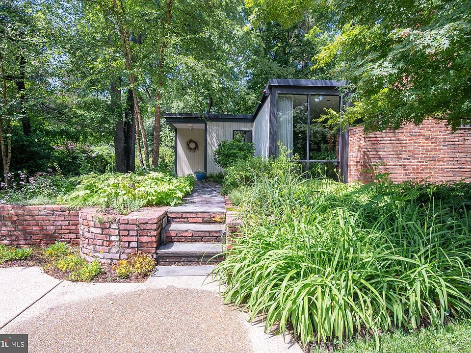 1st image of 2112 Mason Hill Dr