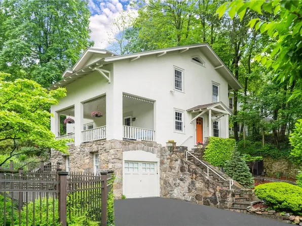 5 Terrace Drive, Hastings-on-Hudson, NY 10706