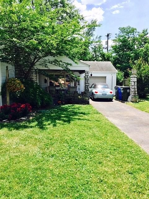 1st image of 214 Broadview Dr