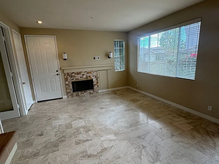 170 Trofello Ln — Photo 14