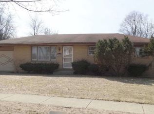 18 Grand Central Ln, Schaumburg, IL 60193