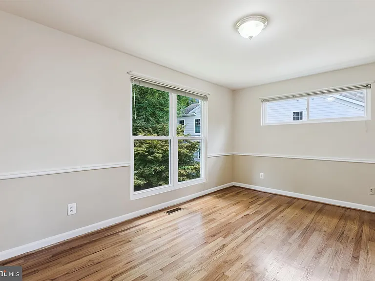 6916 Southridge Dr — Photo 17
