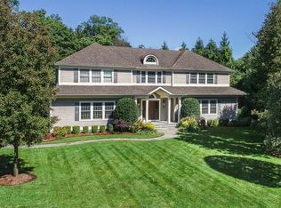 1 Thies Ct, Scarsdale, NY 10583