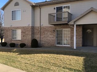 1239 Leon Way APT 4, Bourbonnais, IL 60914