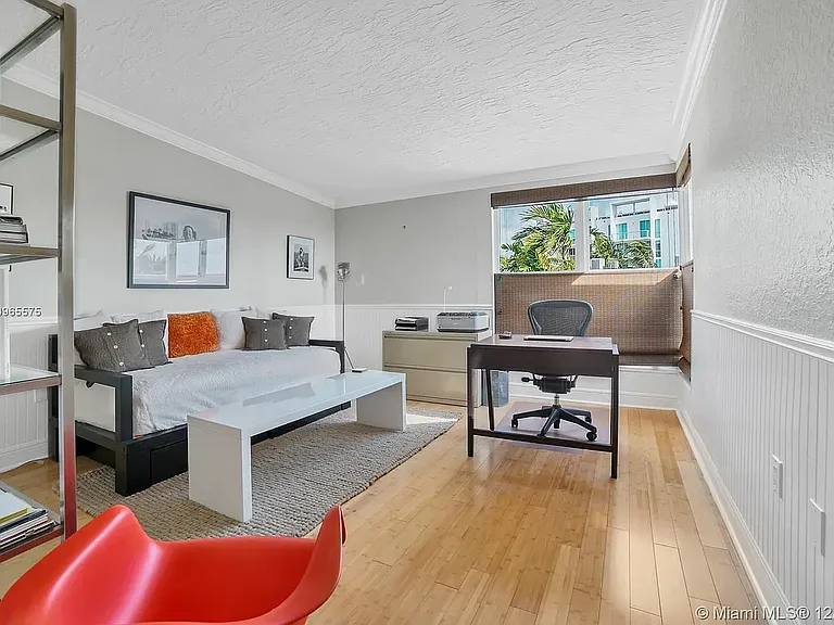 6011 N Bayshore Dr #3 — Photo 7