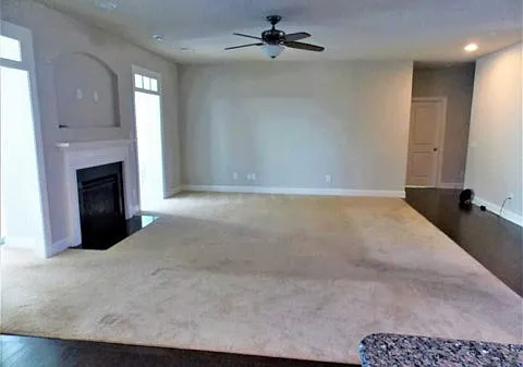 1185 Ashland Dr — Photo 5