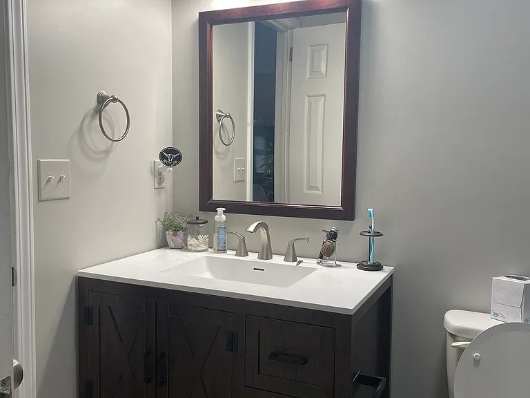 1655 Ashwood Ln — Photo 13