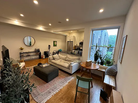 Rented by Owner | media 18