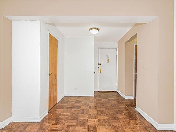 3rd image of 3119 Bailey Ave APT 1H