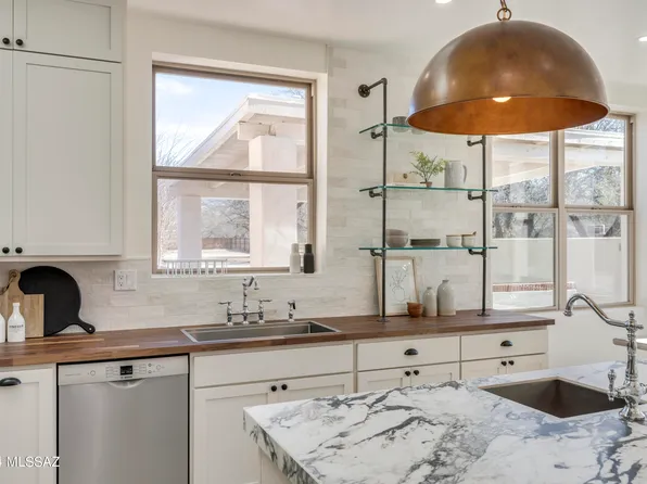 11211 E Shady Ln, Tucson, AZ 85749