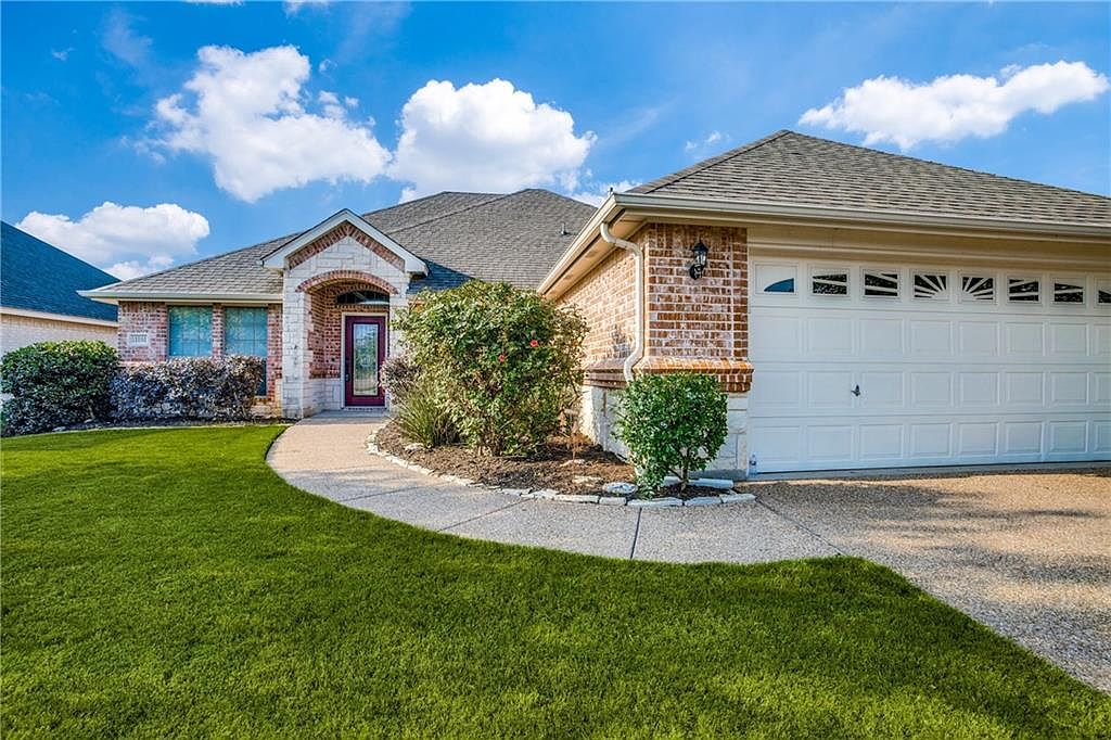 11101 Whitestone Ranch Rd, Benbrook, TX 76126 Zillow